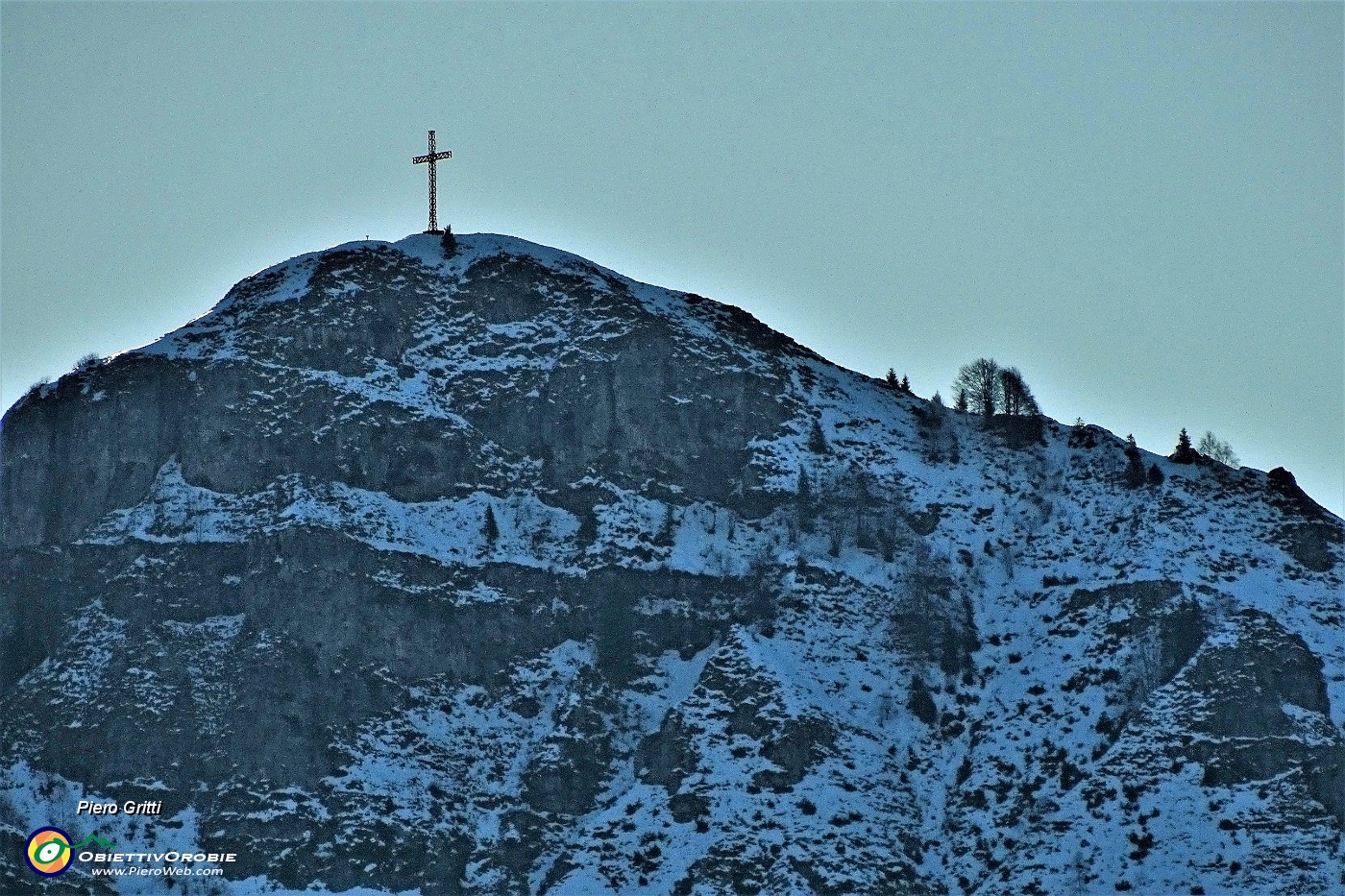 18 Pizzo Formico controluce - zoom.JPG